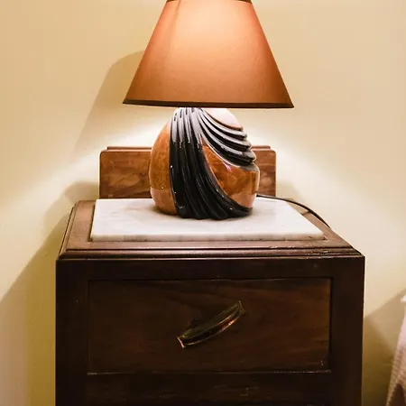 Bed & Breakfast Alchimista Bb Borgo Marciano *