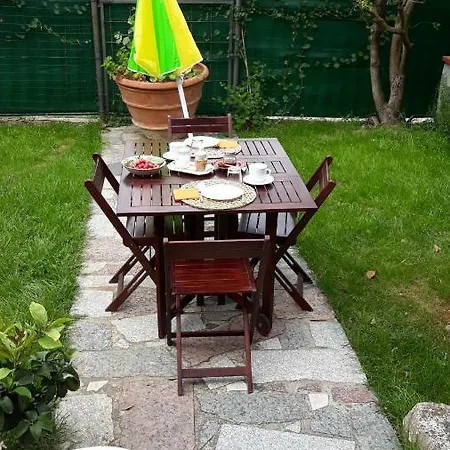 Bed & Breakfast Alchimista Bb Borgo Marciano *
