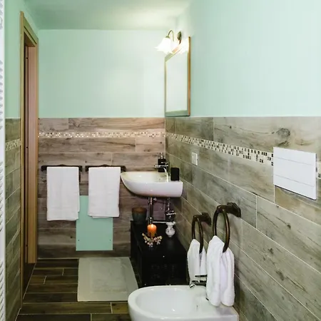 Oda ve Kahvaltı Alchimista Bb Borgo Marciano Castelnuovo Magra