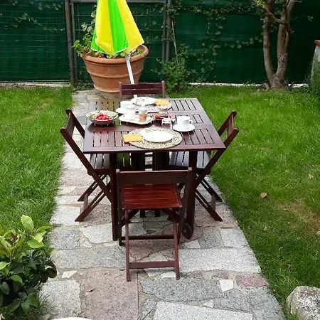 Oda ve Kahvaltı Alchimista Bb Borgo Marciano 3*