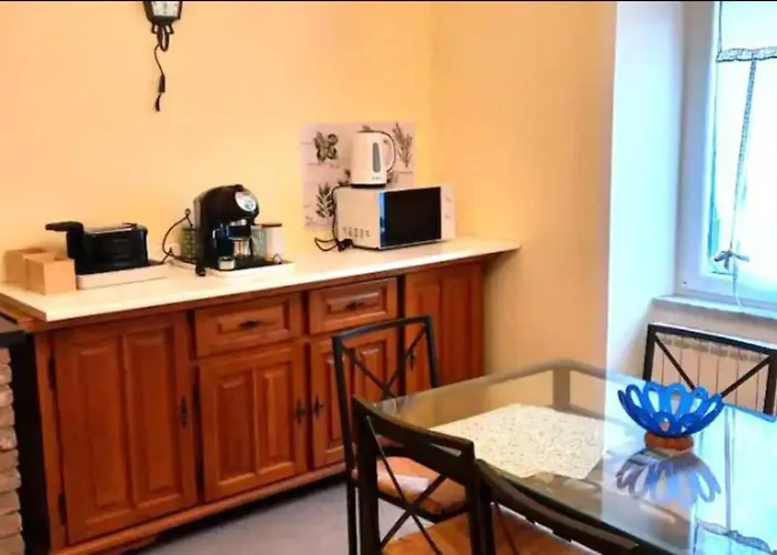 فندق مبيت وإفطار Alchimista Bb Borgo Marciano كاستيلنوفو ماغرا