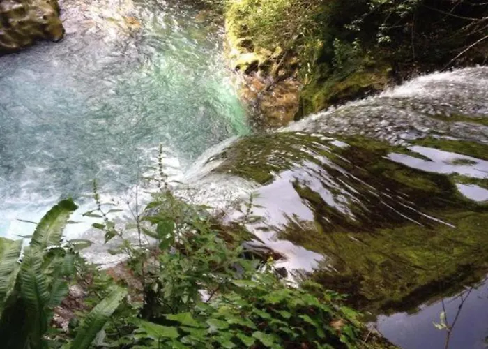 Alchimista Bb Borgo Marciano Bed & Breakfast