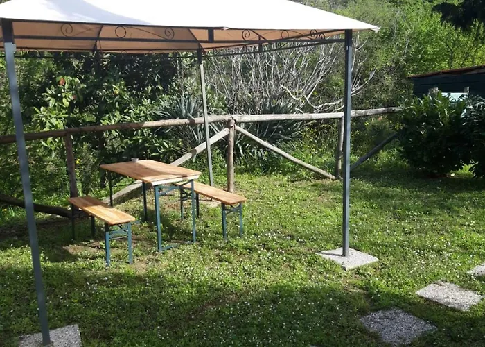 Alchimista Bb Borgo Marciano Bed & Breakfast 3*