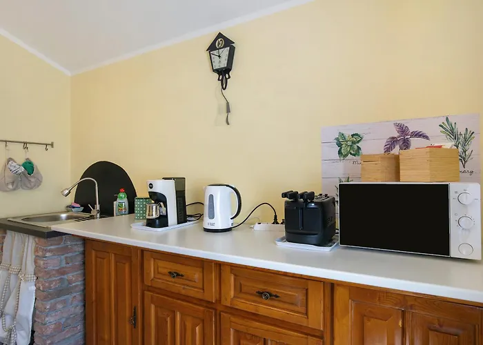 Alchimista Bb Borgo Marciano Bed & Breakfast