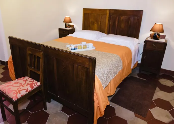 Alchimista Bb Borgo Marciano 3* كاستيلنوفو ماغرا